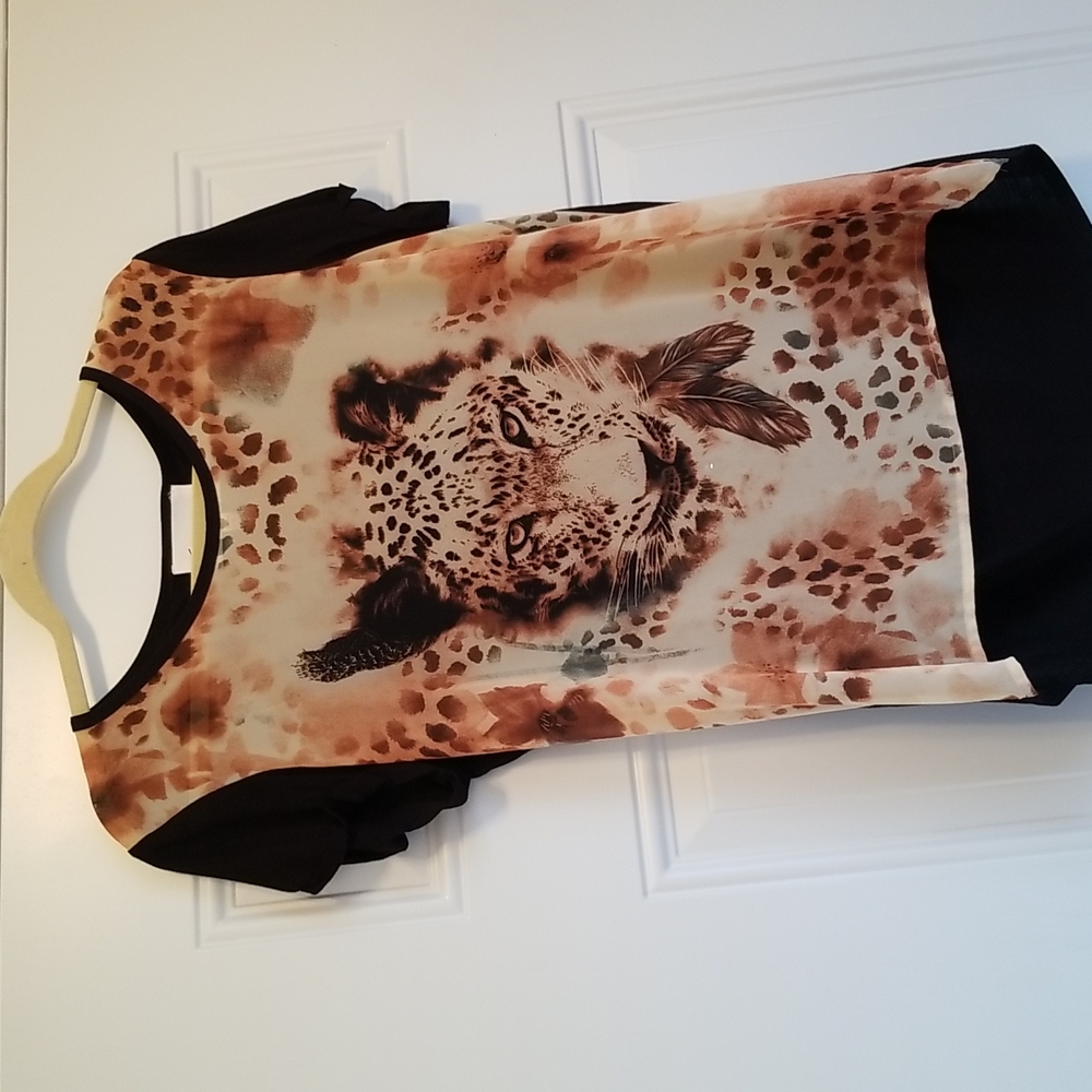 Vince Camuto Animal Print Top